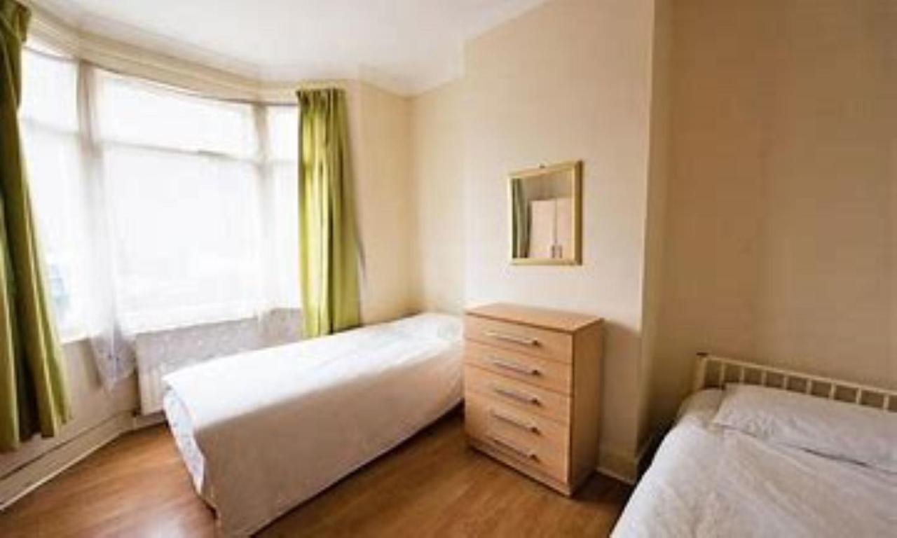 Hemel Short Stay Hemel Hempstead Εξωτερικό φωτογραφία